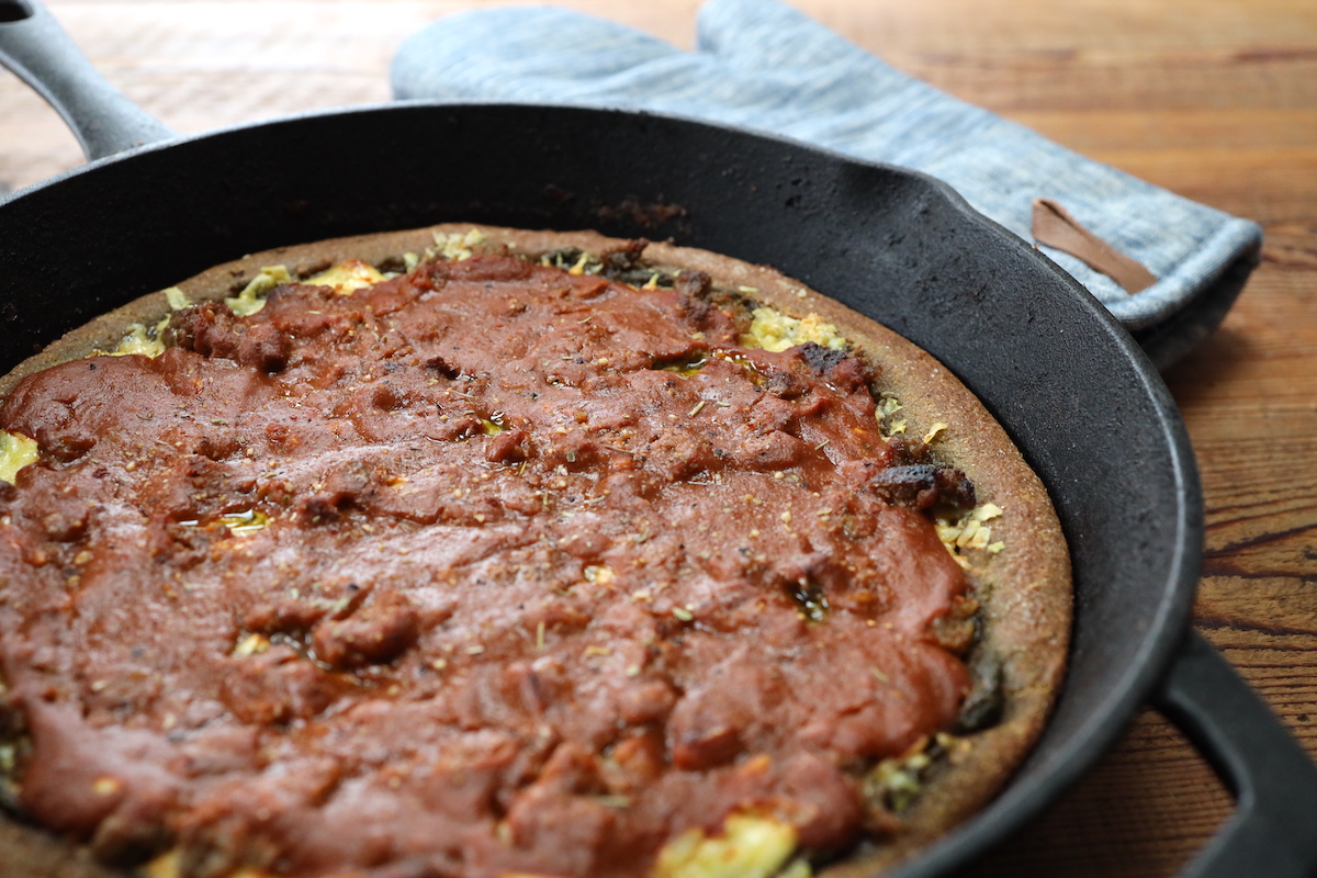 chicago style deep dish skillet pizza