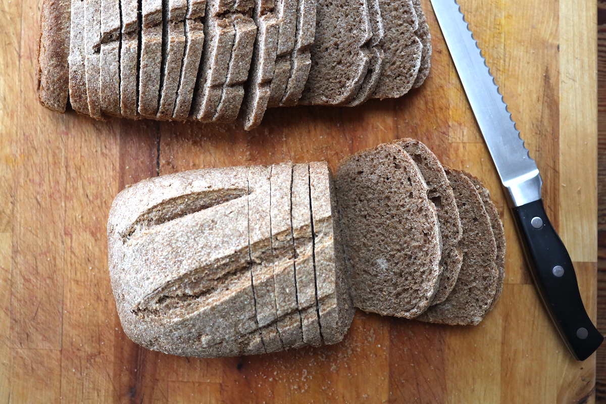 sliced sourdough sandwich bread