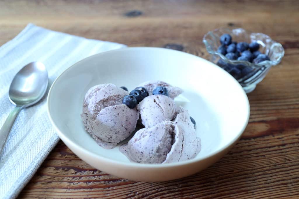 raw milk ice cream with fresh blueberries