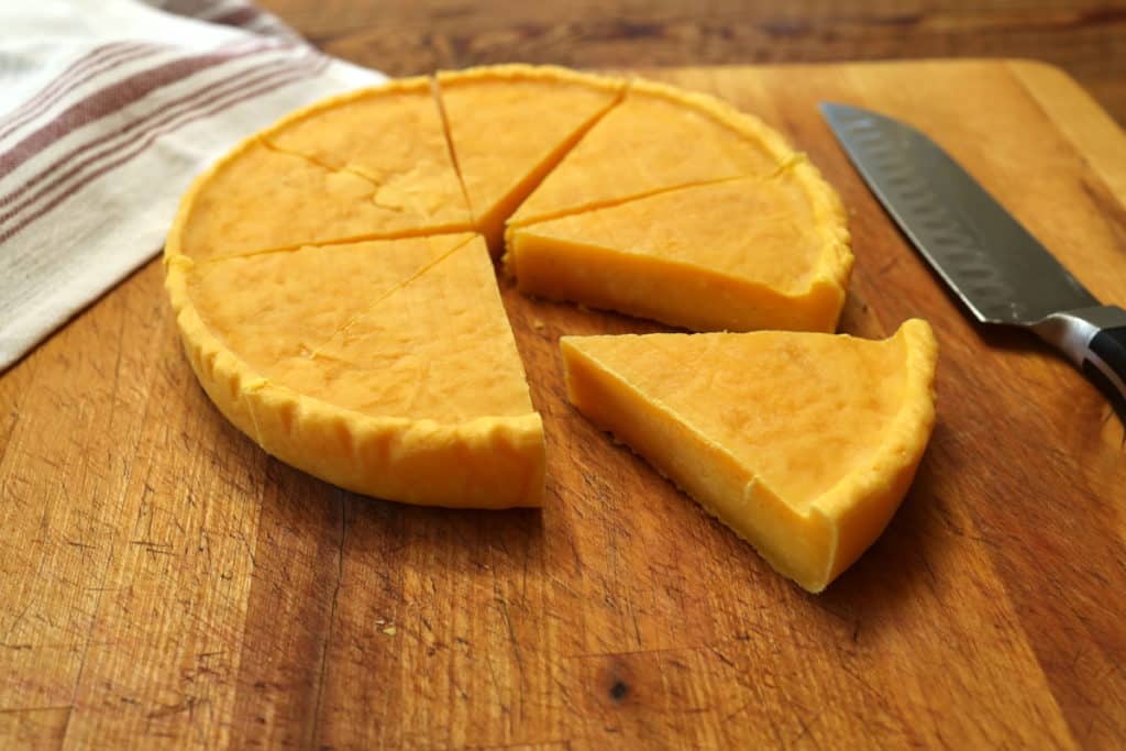 sliced farmhouse cheddar cheese
