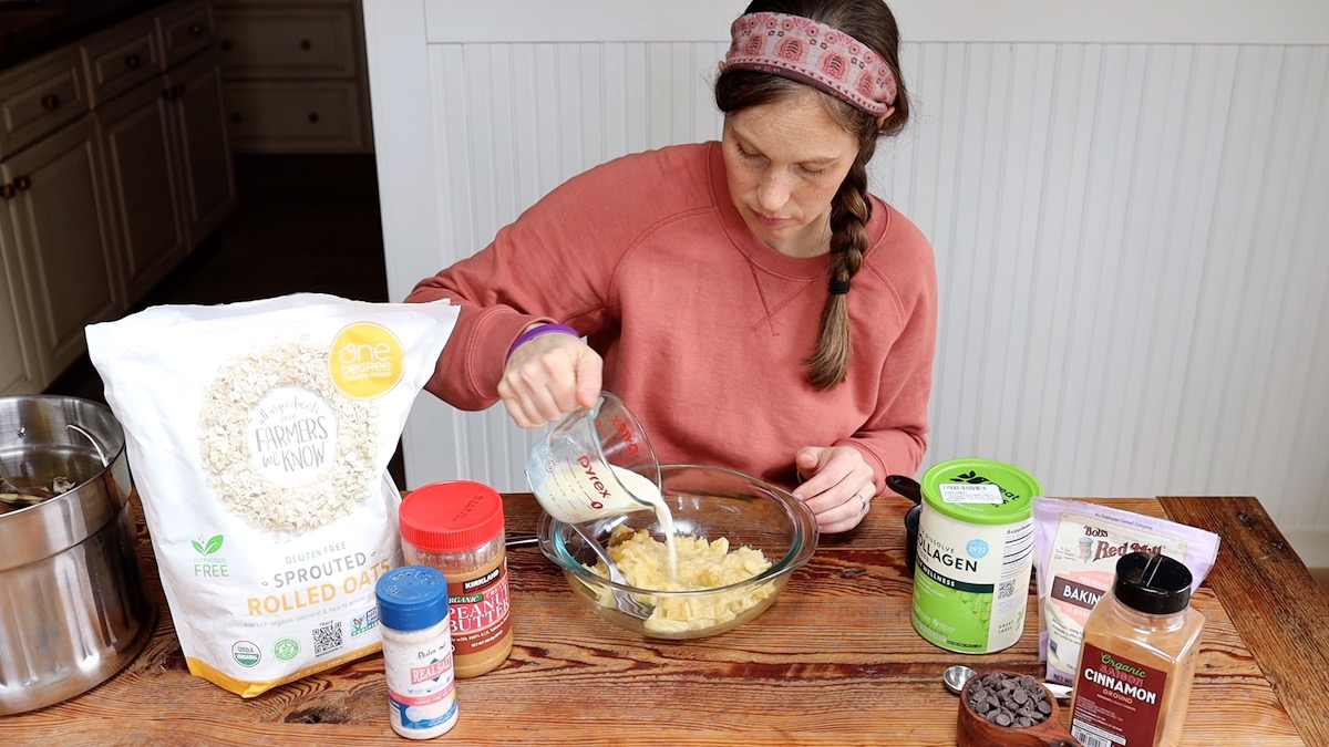 adding milk to peanut butter banana oat bars