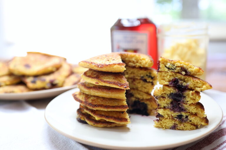 no flour blueberry banana oat pancakes