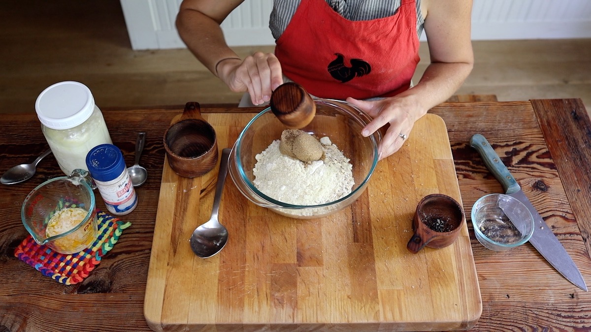 adding brown sugar for topping