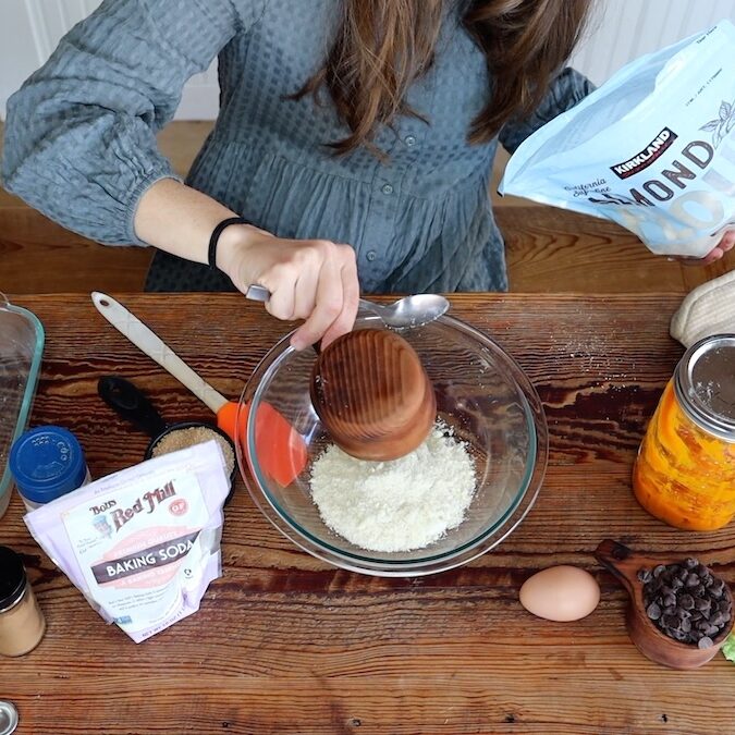 adding almond flour for pumpkin blondies