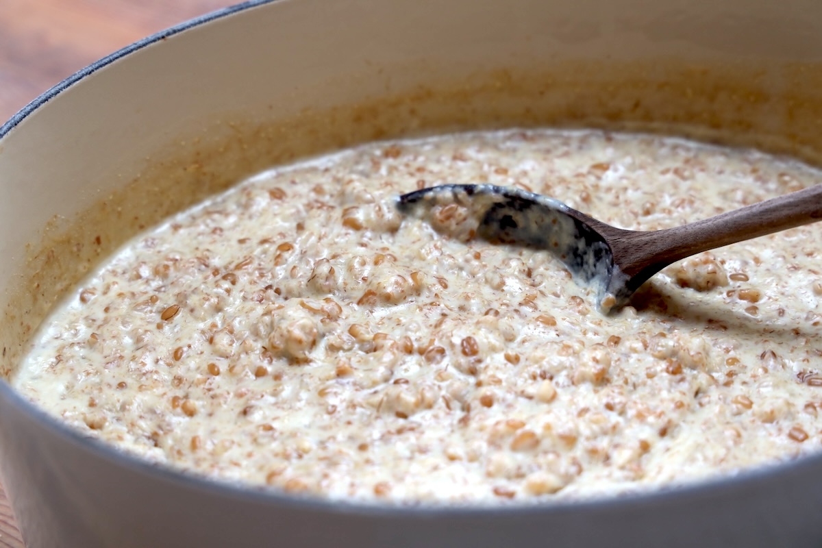 porridge made with spelt berries