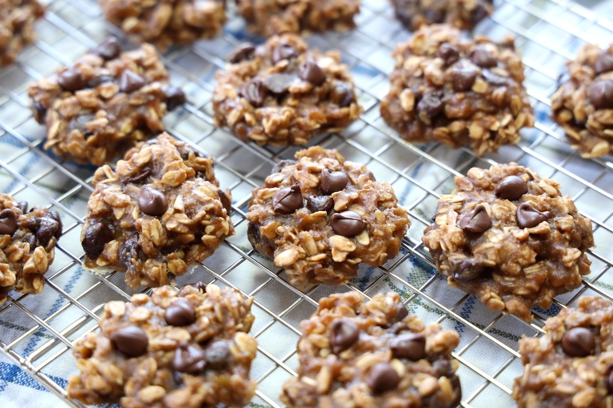 best peanut butter banana oatmeal cookies