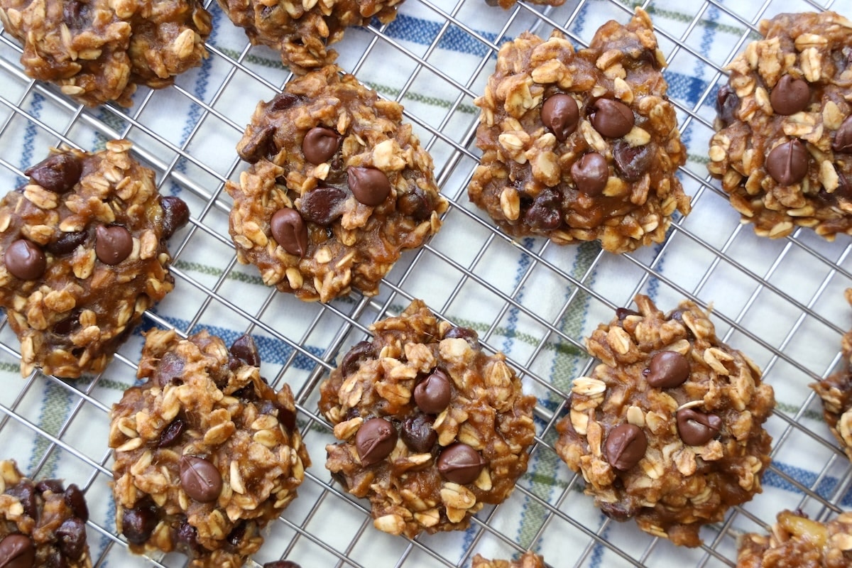 oatmeal banana peanut butter cookies