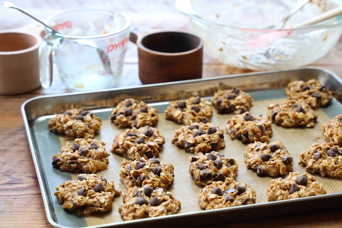 unbaked peanut butter banana oatmeal cookies