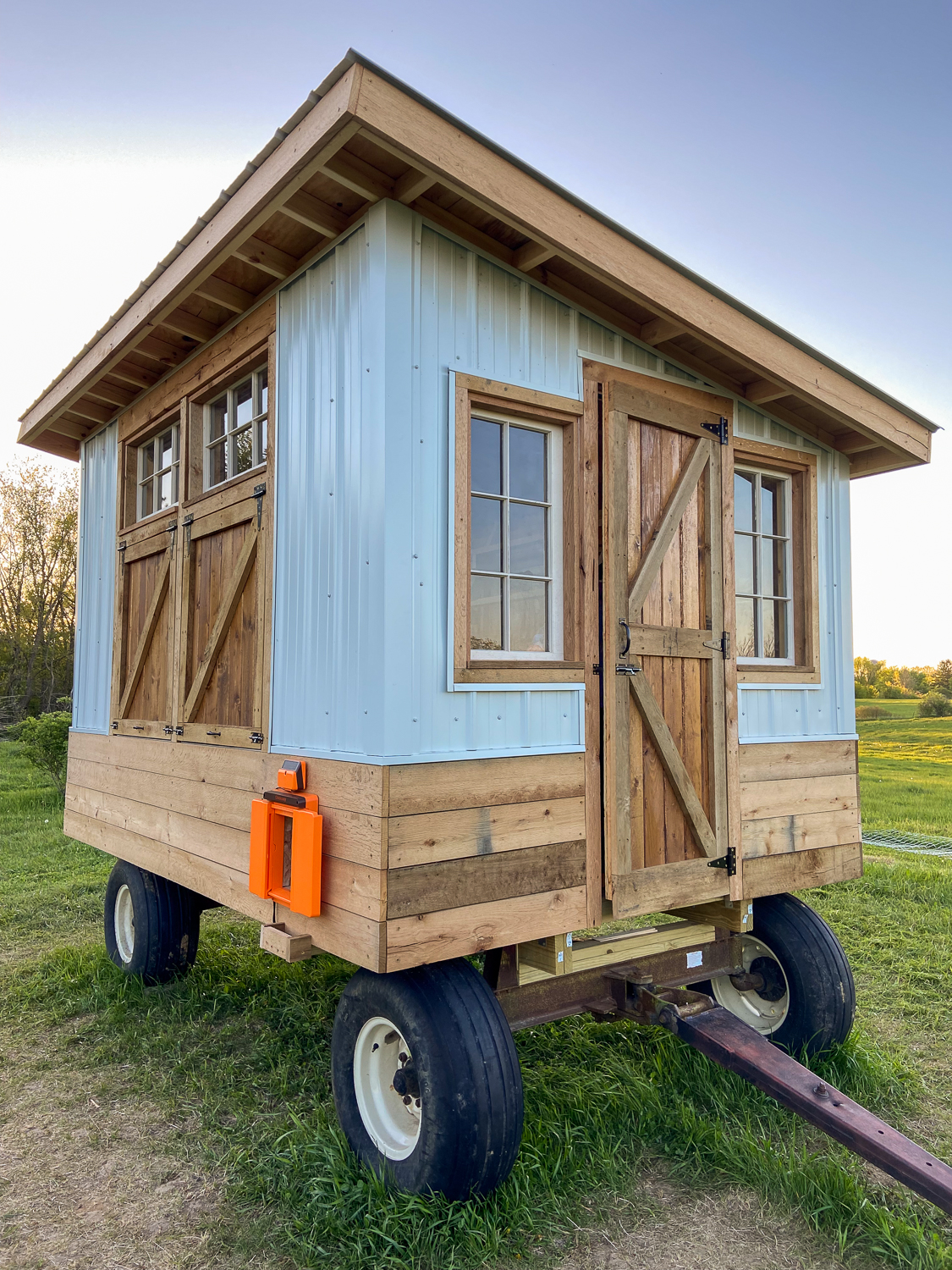 ultimate egg mobile for 100 chickens