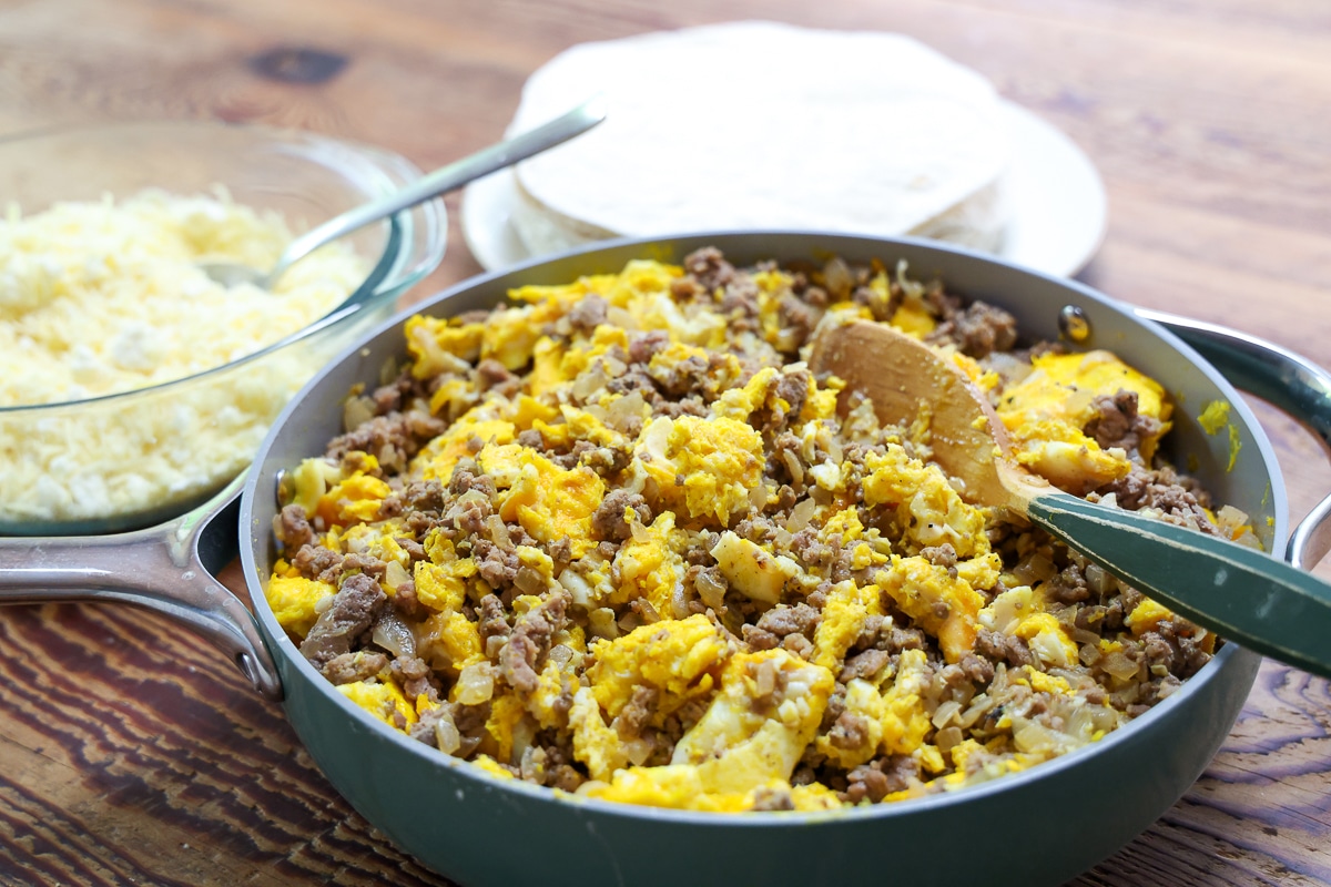 easy breakfast burritos recipe filling