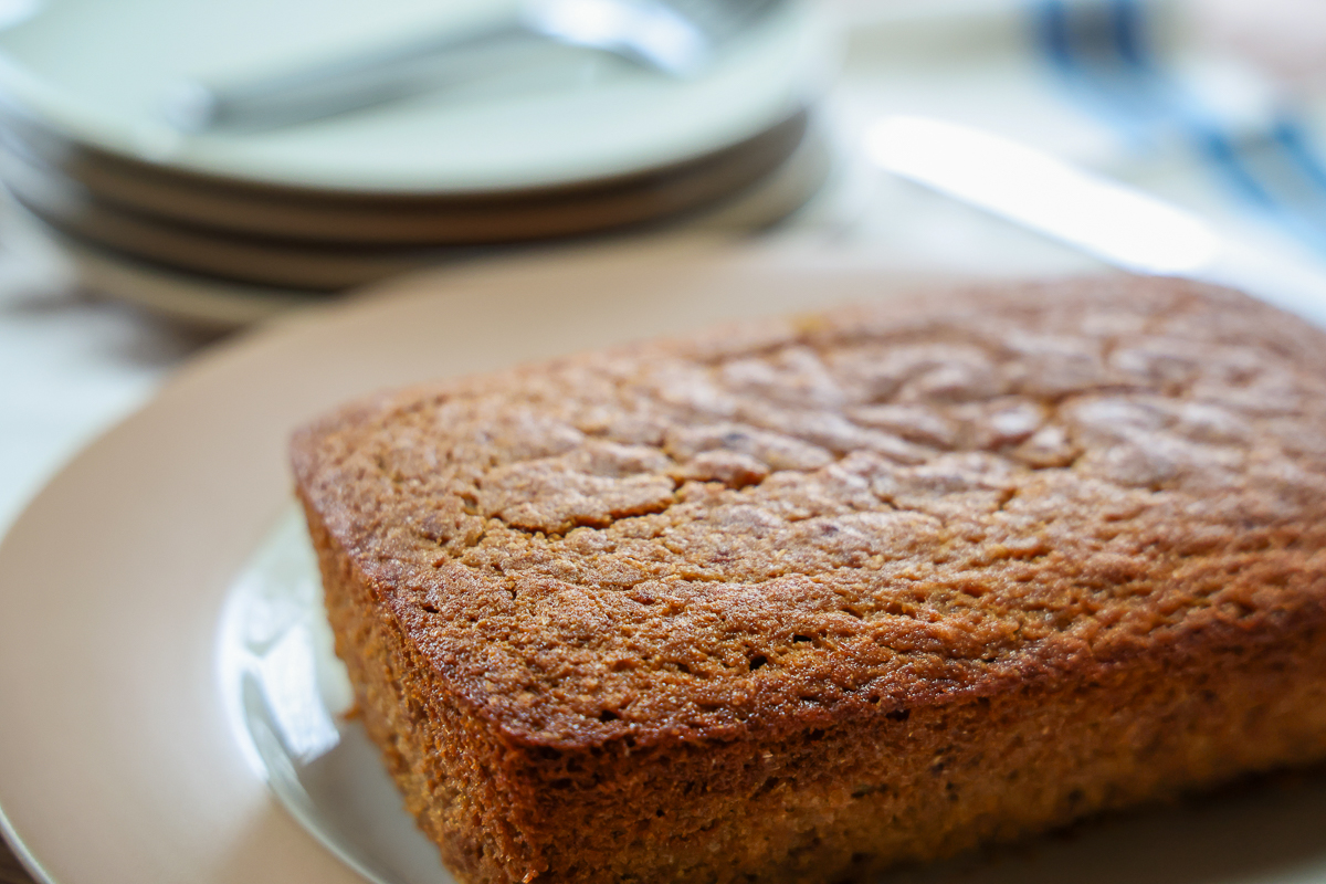 quick and easy applesauce bread
