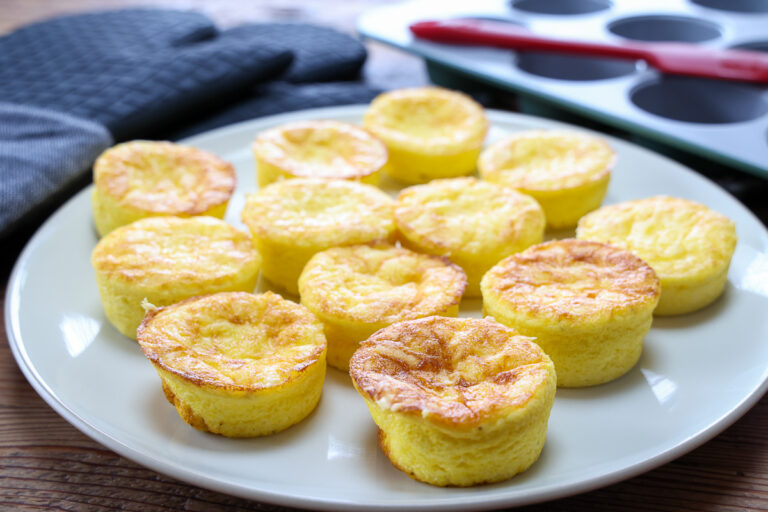 egg bites with yogurt meal prep