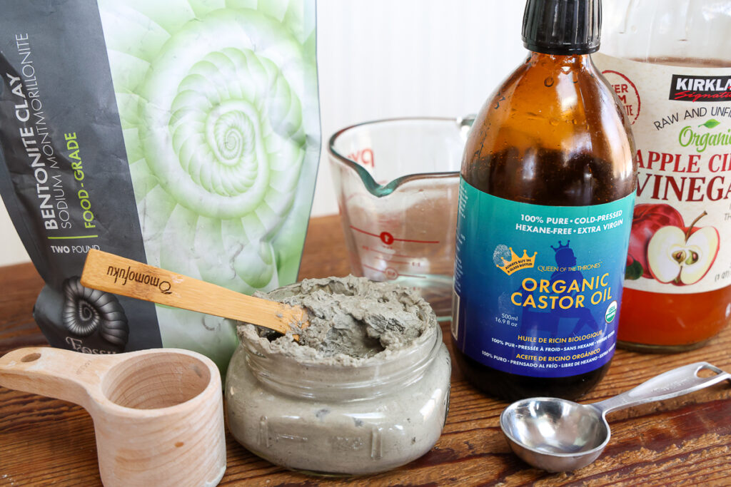 homemade hair mask with bentonite clay