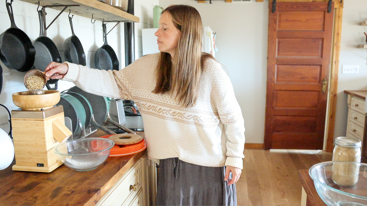 milling flour with nutrimill harvest grain mill