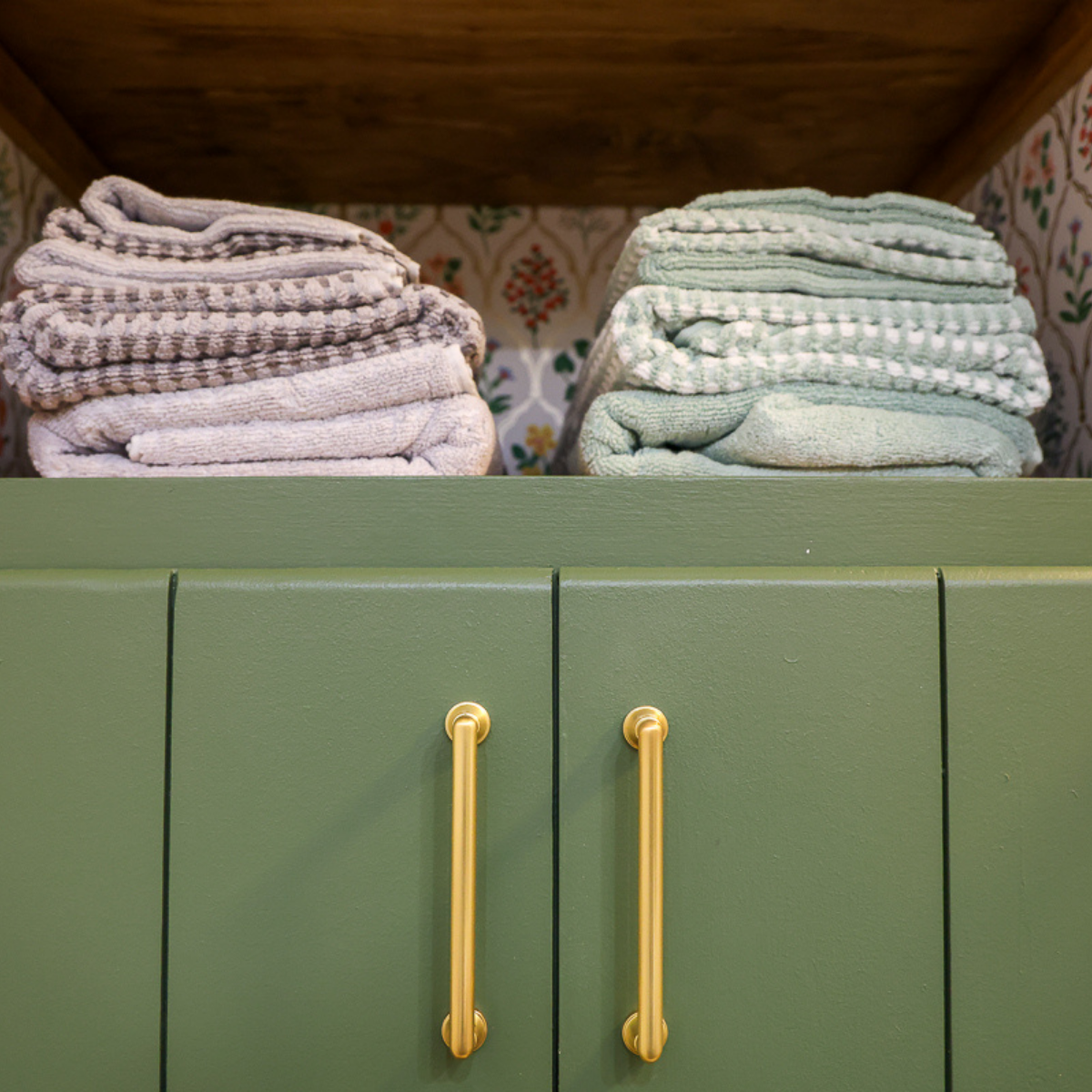 small farmhouse bathroom cabinets