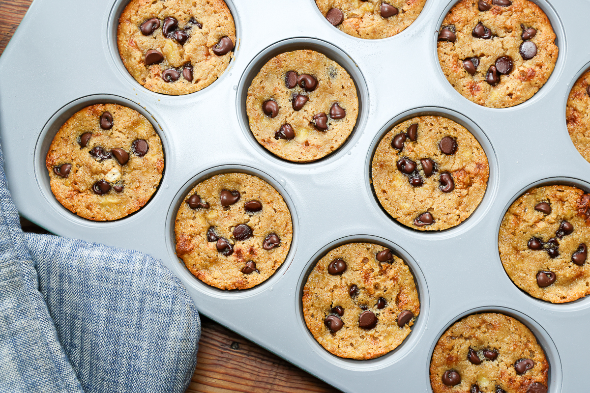 easy one bowl banana protein muffins