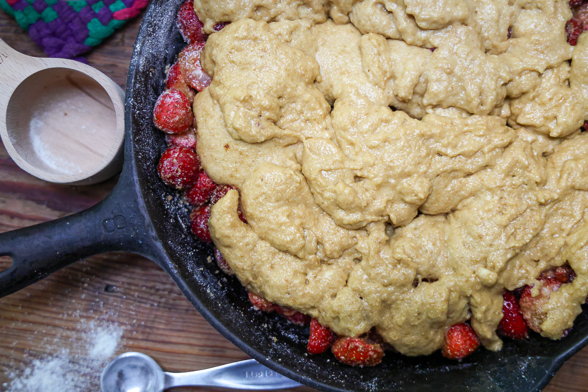 quick strawberry cobbler with biscuit topping