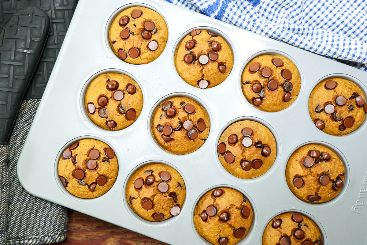 healthy oatmeal pumpkin muffins