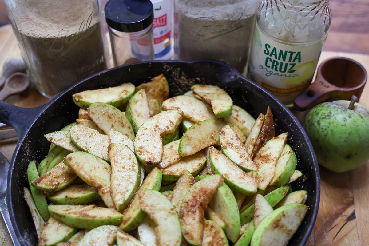 easy apple cobbler ingredients