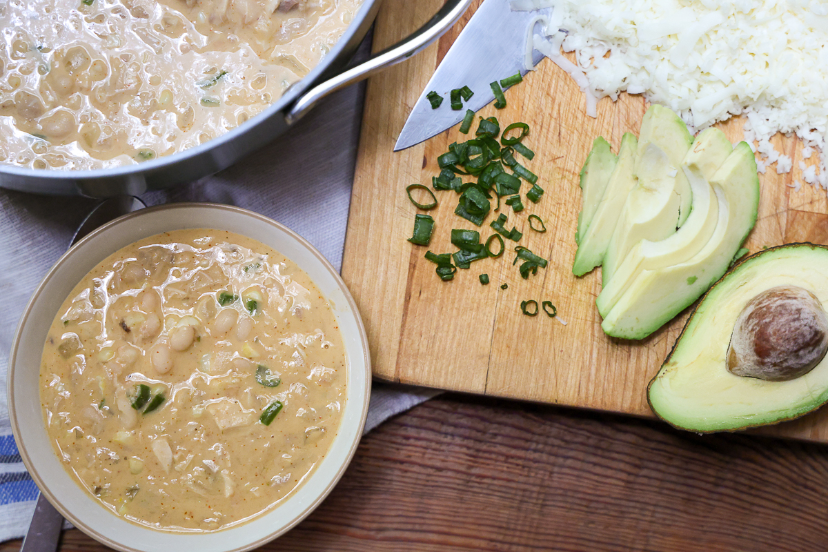 simple white chicken chili dinner